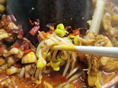-超越炭火牛蛙火锅鸡(河东店)
