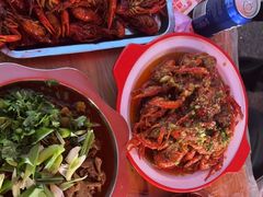 -郑记•不夜城烧烤•龙虾•虾蟹(黄鹤楼店)
