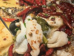 老坛酸菜鲈鱼-江渔兒酸菜魚專門店(顺盈时代广场店)