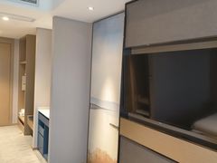 -苏州工业园区奥特莱斯亚朵酒店