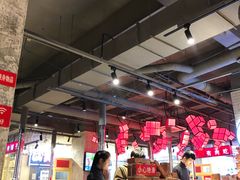 大堂-么肆烤肉·中式自助·烤肉大排档(街道口季佳PAI店)