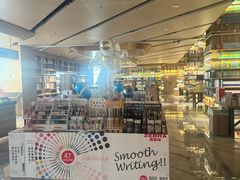 -凤凰国际书城(凤凰广场店)