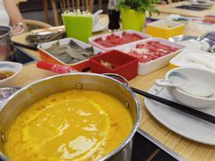 -杨老板·海鲜集市火锅·鲜切牛肉(中防万宝店)