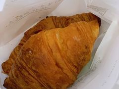 爆浆牛角包-六贤记(文三店)