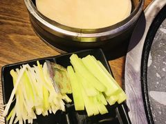 -三人行骨头王火锅(长寿店)