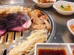 -韩聚屋韩国烤肉餐厅(新北万达店)