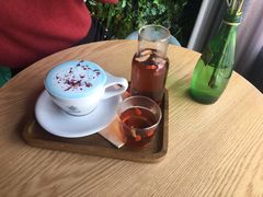 -ZING COFFEE 镜咖啡