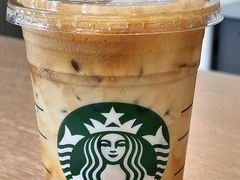 臻选拿铁-星巴克臻选(深圳龙岗万科店)