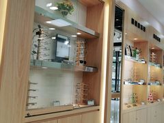 -何氏眼科视光中心·眼镜·配镜(汇泉东路店)