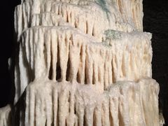 -波斯托伊纳溶洞