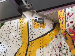 -问山MountQuest攀岩馆