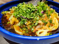 石河子凉皮-耶里夏丽·丝路新疆菜·清真食品(徐汇南丹东路臻选店)