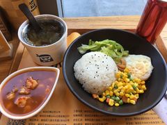 -海盗虾饭·剥好的小龙虾饭(SOHO尚都店)