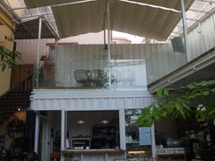 -花苑里咖啡(威远店)