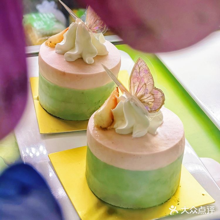 美心的新品小蛋糕跟春天也太适配了吧💕