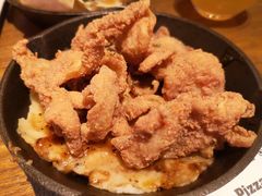美式乡村土豆泥配脆鸡皮-造精酿餐厅