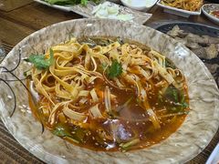-雪岳山韩式烤肉城(曙光小区店)