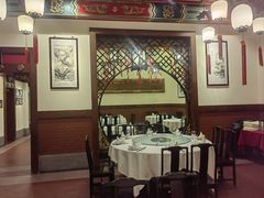 -梅龙镇酒家(南京西路总店)