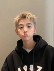 -星座接发烫染美发超市