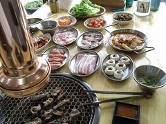 -牛信亭韩国料理·炭火烤肉(紫藤路店)