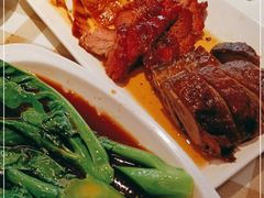 -新大咀港式茶餐厅(宝山万达店)