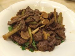 香菜拌牛肉-万秋楼