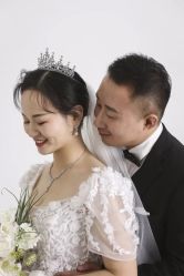 -太郎花子婚纱摄影艺术中心