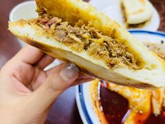 腊汁肉夹馍-汉思肴 热面皮(虬江路店)