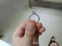 -LightOnly·培育钻石婚戒定制(天坛店)