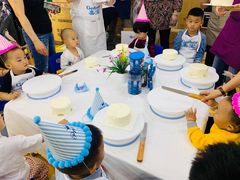 -鸿通城购物中心