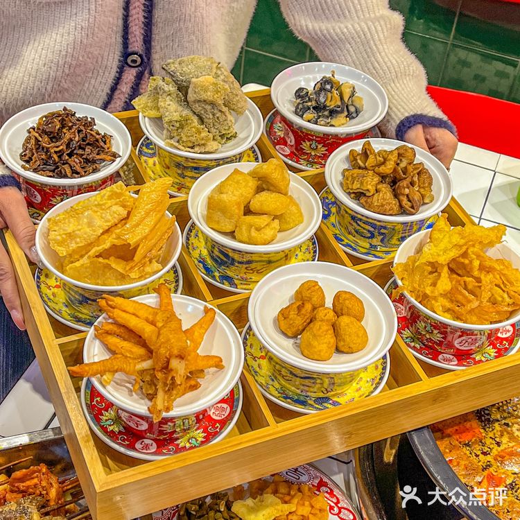 一份够两三个人吃啦 -