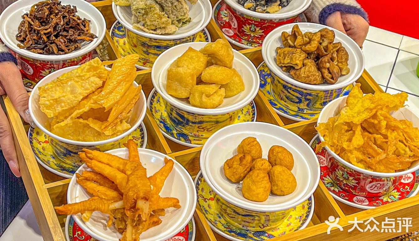 一份够两三个人吃啦 -