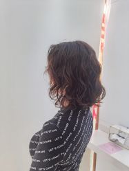 -镁连社·美联社