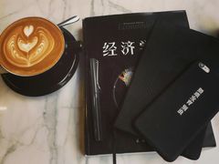 -Bracket Coffee(银河SOHO店)