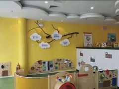 -乐融婴幼儿成长中心(四季青校区)