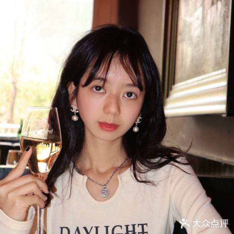 高品质西餐厅🍽杰加牛排太适合约会拍照📷