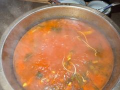 -野山舂·贵州现舂酸汤牛肉(鸿通城店)