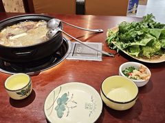 -菌之家·专业纯野生菌火锅·特色炒菌