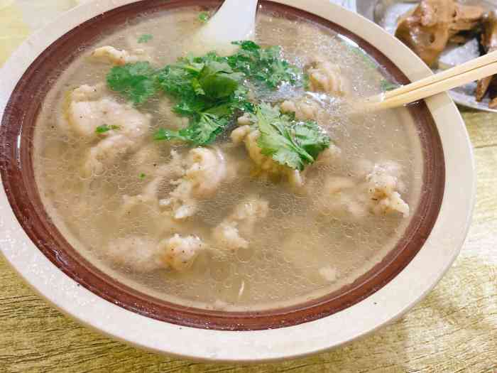 洪记粉鸡(六纺店)-"粉鸡,阜阳特色小吃必吃! 位置📍:六..."-大众点