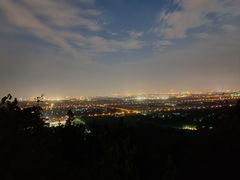 -鬼笑石后山停车场