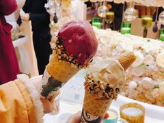 餐饮设施-东浩兰生上海世博展览馆