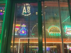 -Famous肥猫墨西哥音乐餐吧(五棵松华熙LIVE店)