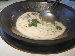 -陈大锅·岳阳鱼馆·地道岳阳菜(美食街店)