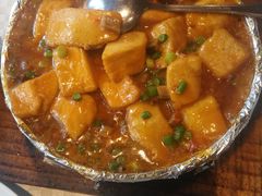 招牌铁板财神豆腐-望乡楼上海菜(日月光店)