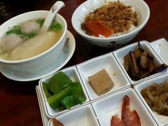 -胡须张鲁肉饭(美食文化馆店)