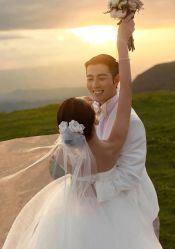 -拾年·定制婚纱摄影