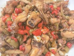 -陈大锅·岳阳鱼馆·地道岳阳菜(美食街店)