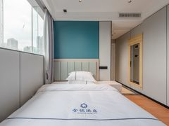-全悦酒店(广州天河林和西地铁站店)
