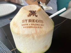 -三亚亚龙湾瑞吉酒店·宴悦Driftwood·游水海鲜·牛排·草坪·私人定制