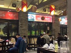 大堂-饭桌故事·血鸭湘(荣宝华店)